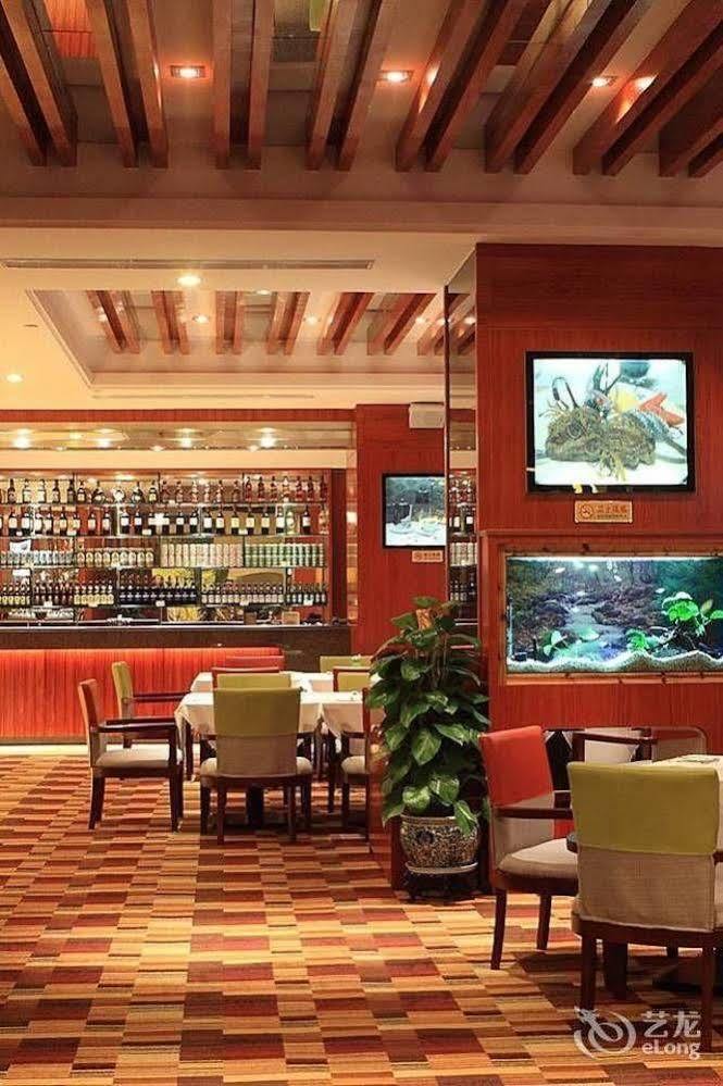 Lijing Grand Hotel City Center Лючжоу Экстерьер фото
